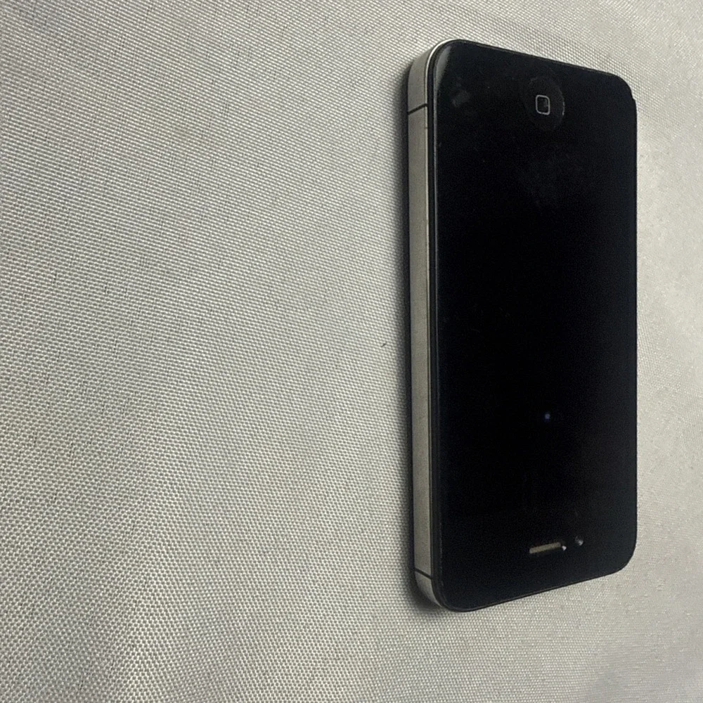 Apple iPhone 4 (Model A1349) Black - FOR PARTS ONLY - Untested / Scratched